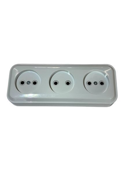 Розетка 3-тя зовнішня без з/к, IP 20, Premiera GISelt G 8003-66 G 8003-66 фото