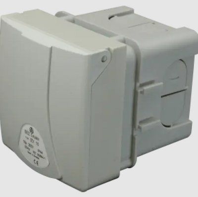 Розетка вбудована IZV в коробці з кришкою (IP 44), 32A, 400V, 4 полюса тм SEZ для безпечного підключення потужних споживачів IZV 3243 фото